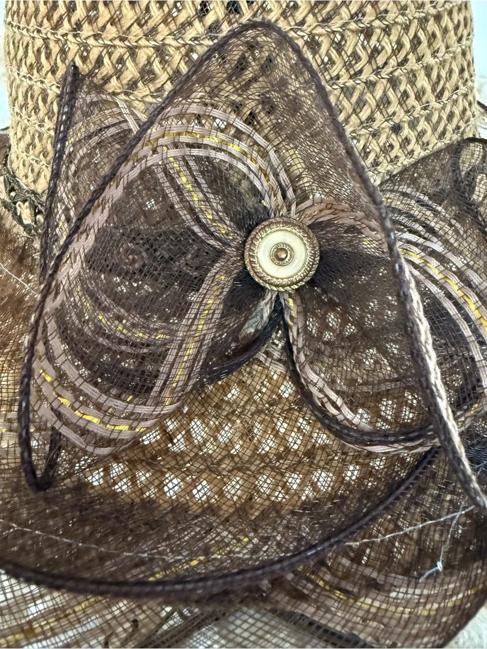 Elegant Brown Straw Sun Hat with Decorative Mesh Bow
